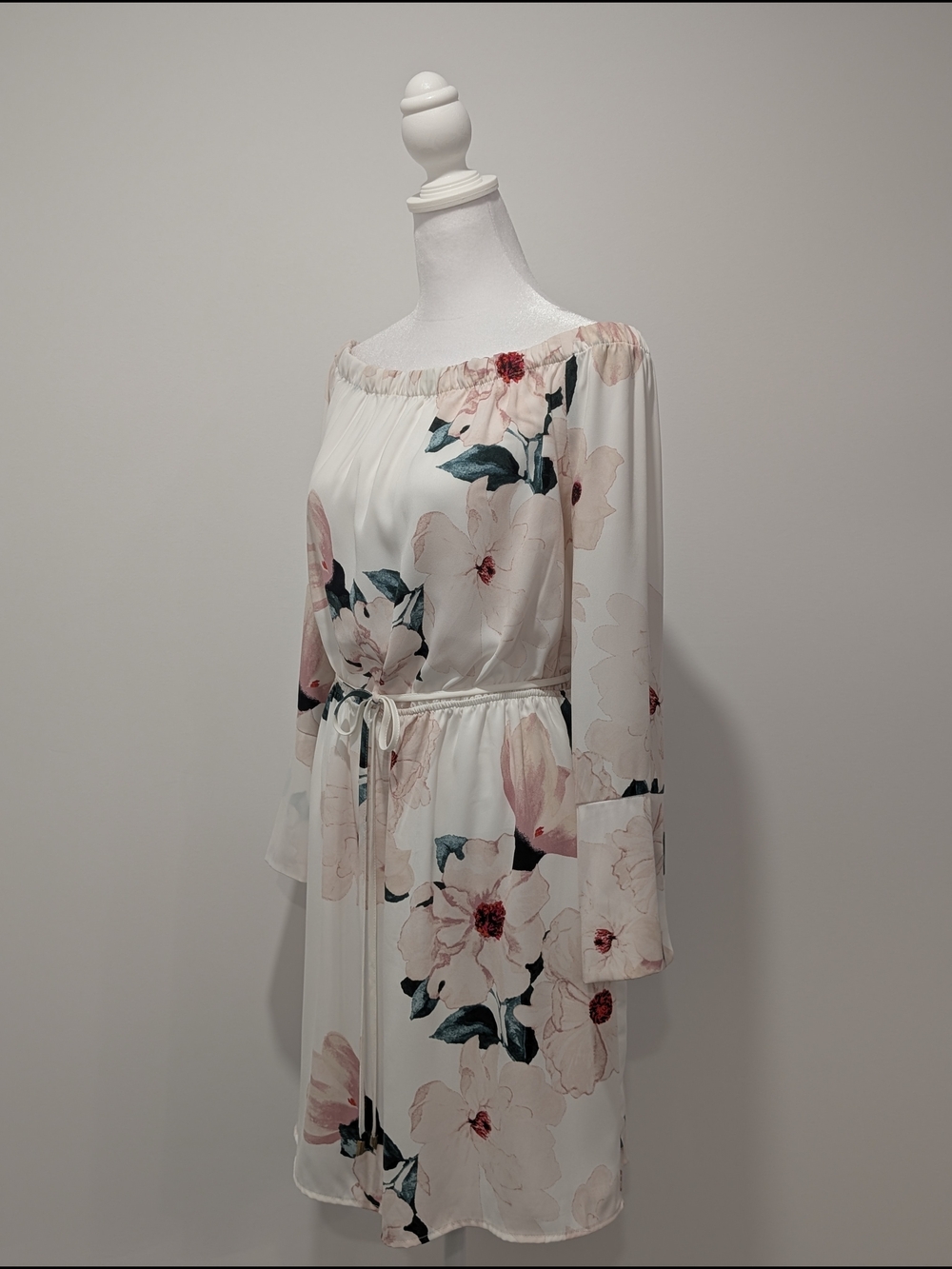 Dynamite Floral Off-Shoulder Tie-Waist Long Sleeve Dress in White and Pink
